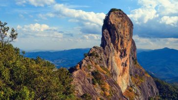 Pedra do Bau