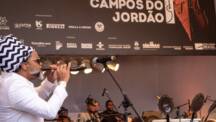 Carlinhos Brow durante apresentação em Campos do Jordão - SP