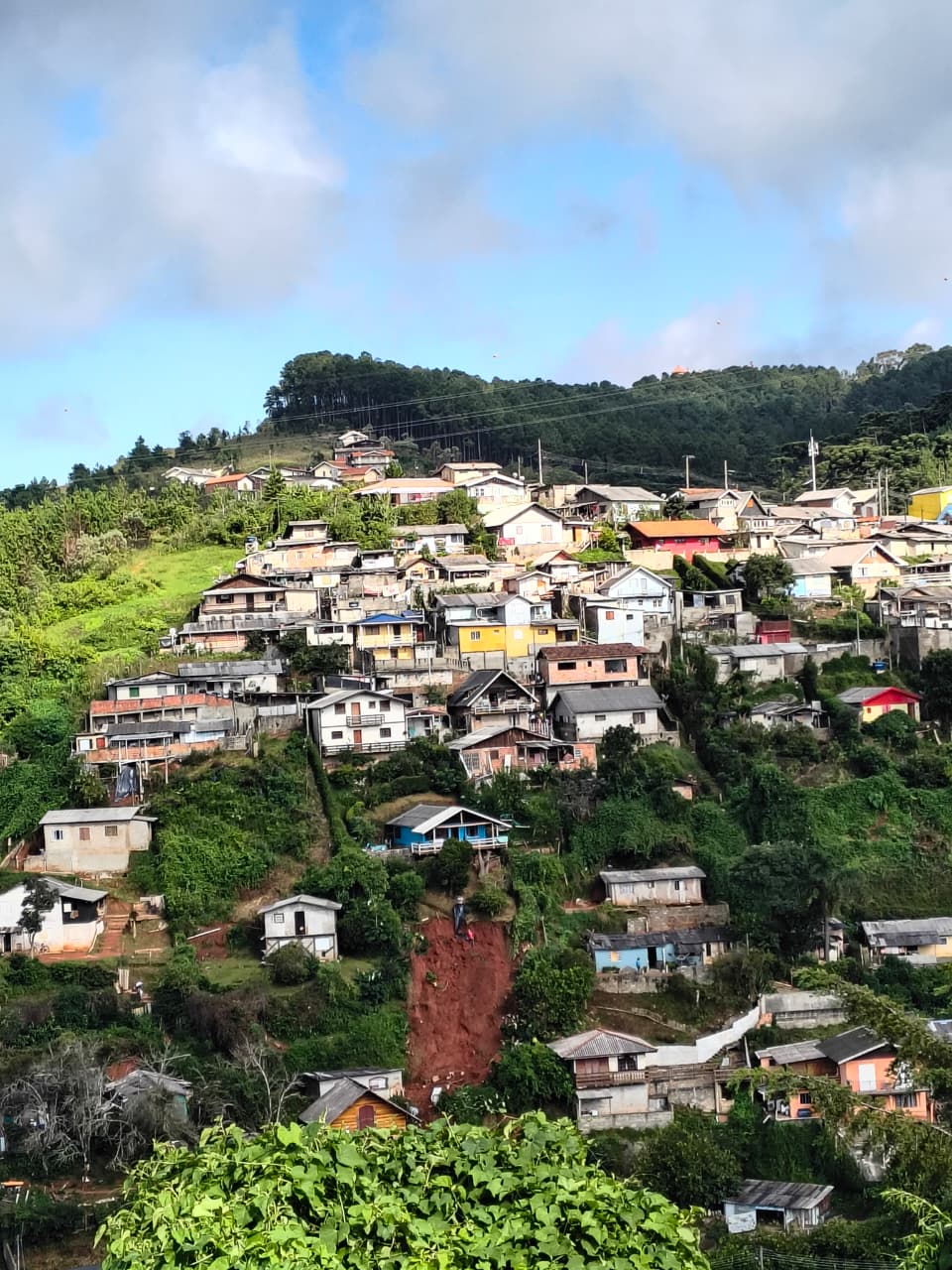 Morro em campos do jordão. Foto Defesa Civil